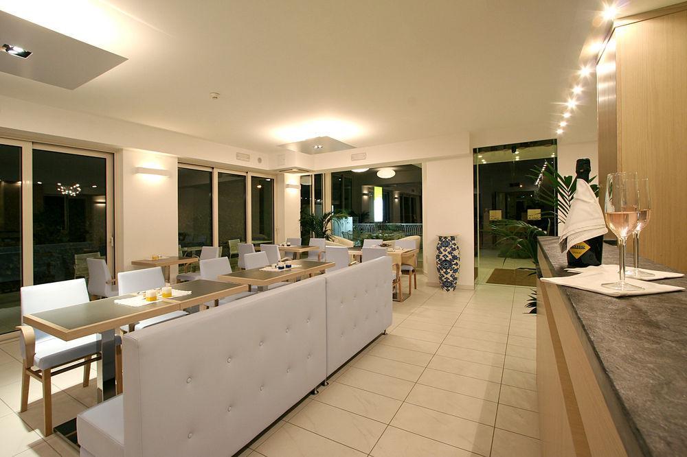 Hotel Gala Riccione Exterior photo