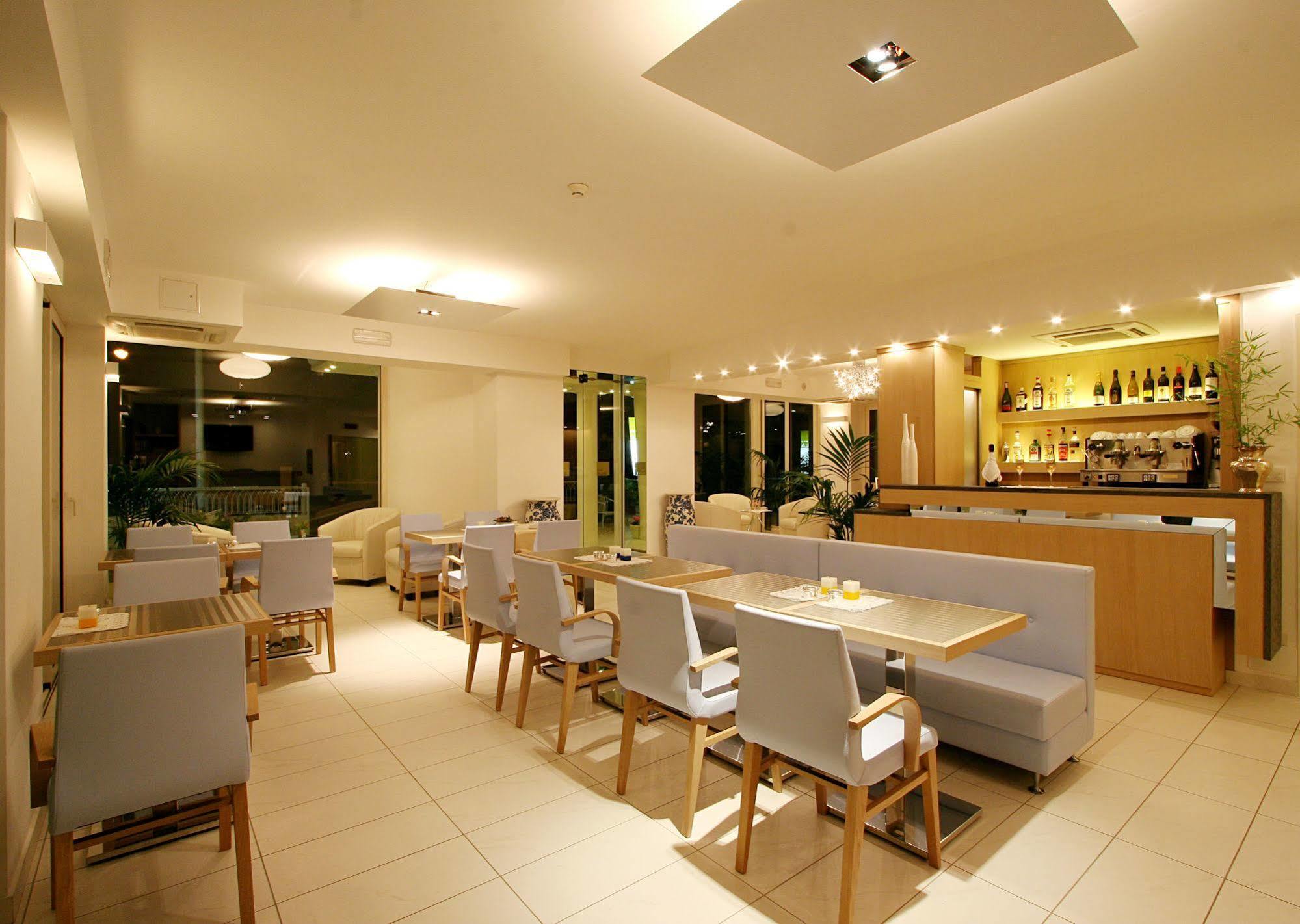 Hotel Gala Riccione Exterior photo